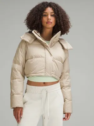 NWT Lululemon Super Cropped Wunder Puff (LIMITED EDITION) thumbnail 1
