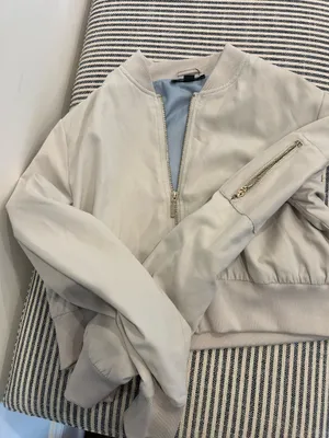 White jacket Size M thumbnail 1