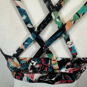 Lululemon Energy active workout bra in crush multi size 10 thumbnail 7