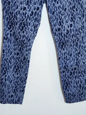 Pilcro Blue Leopard Print Mid-Rise Skinny Jeans Size 32/Size 14 thumbnail 3
