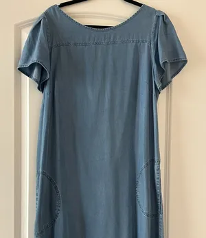 LOFT Light Blue Denim Women’s Dress Sz 12. Relax fit. thumbnail 1