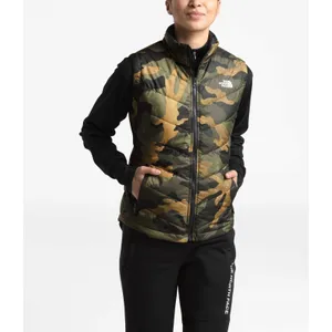 The North Face NWOT Tamburello 2 Burnt Olive Green Waxed Camo Print Puffer Vest thumbnail 2