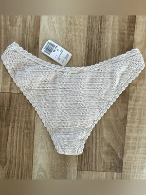 Cream crochet lace bikini bottoms size M NWT Forever 21 thumbnail 2