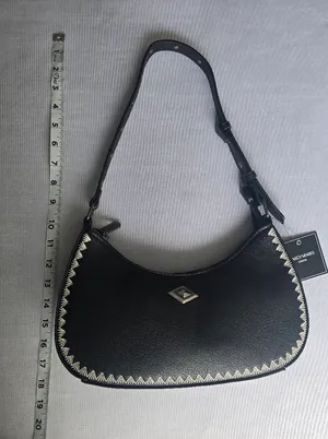 Black Women's‎ Shoulder Bag with Contrast Embroidered Stitching thumbnail 4
