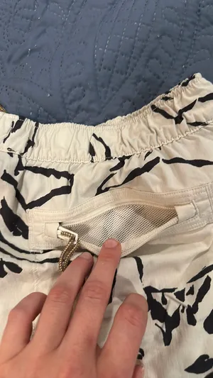 North face shorts  thumbnail 4