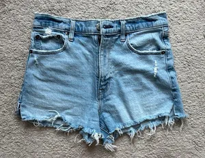 Abercrombie Mom High-Rise Jeans thumbnail 1