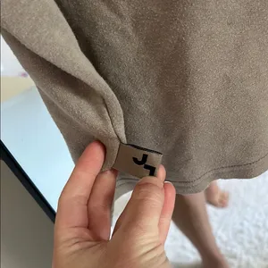 Joylab tan long sleeve thumbnail 7