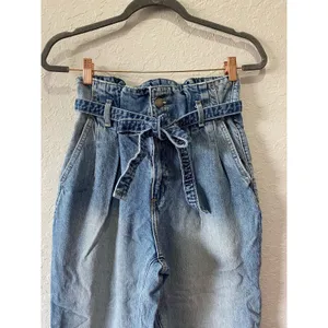 Abercrombie & Fitch Blue Denim Mom Belted Waist Cotton Jeans Womens Size 27/4R thumbnail 3