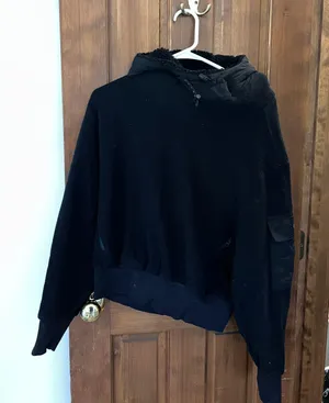 Alo Winter Sweatshirt thumbnail 2