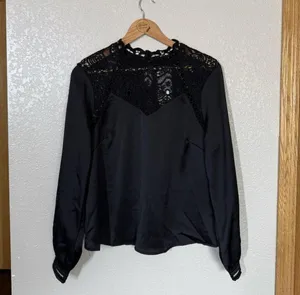 Miss Me Women’s Victorian Lace Black Satin Blouse Size Small thumbnail 1