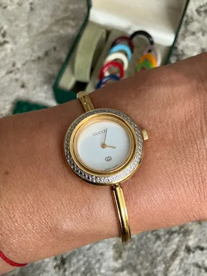 Gucci DRESSY Bangle Watch set with Interchangeable bezels❤️‍🔥❤️‍🔥❤️‍🔥 thumbnail 2