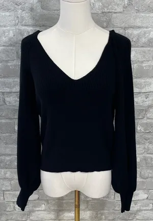 Abercrombie & Fitch Black V-Neck Sweater thumbnail 1