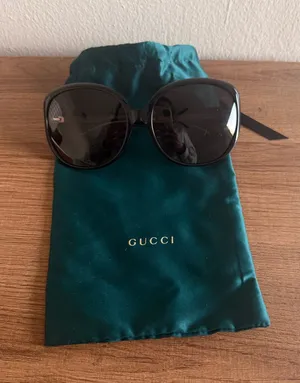 Gucci Sunglasses thumbnail 1