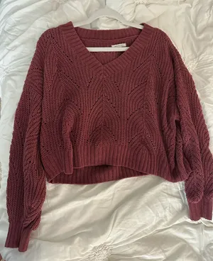 American Eagle Sweater Cropped thumbnail 1