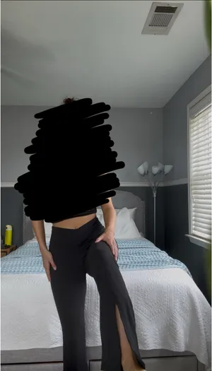 Black Flare Front Slit Leggings Size M thumbnail 2