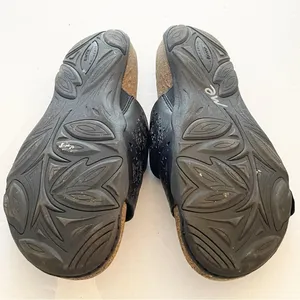 Earth Size 10 Black Sand‎ Antigua Perforated Buckle Slide Sandal Shoes thumbnail 6