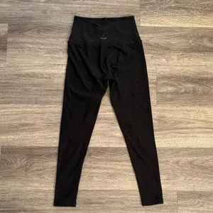 Beyond Yoga Women's Black Leggings thumbnail 2