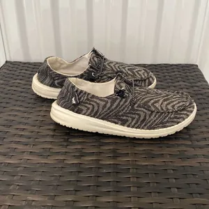 Hey dude shoes Wendy woven zebra black stripe women’s size 6 ￼ thumbnail 2