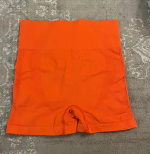 Seamless Gym Shorts Orange Size M thumbnail 3