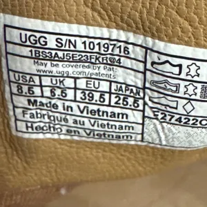 UGG Olive High Top Sneakers Chestnut Leather Shearling Womens Size 8.5 thumbnail 3