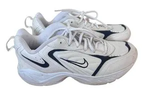 Vtg Nike Air Monarch Y2K 2002 White Navy Sz 10 W 303943-141 thumbnail 1