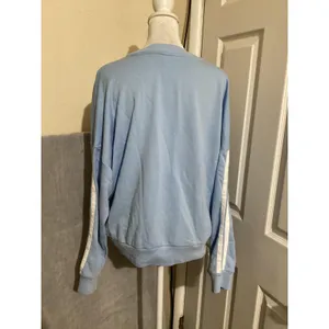 Adidas Sweatshirt Womens Medium Light Blue Crewneck Pullover 3-Stripes Logo thumbnail 3