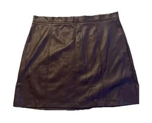 Banana Republic Sz 16 Faux Leather Purple Skirt thumbnail 1
