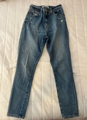 Abercrombie Super Skinny Jeans thumbnail 1