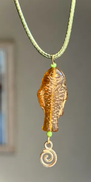 Handmade quality Czech glass amber fish boho funky necklace🌀🐟💙 thumbnail 1