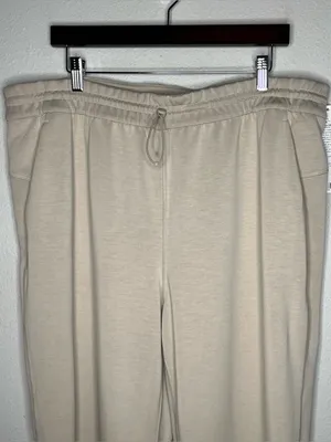 NEW Lululemon Softstreme High Rise Pant Regular in Mojave Tan thumbnail 5
