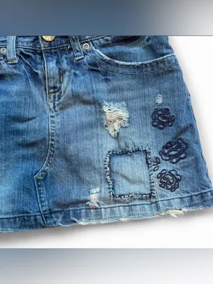 American Eagle Y2K Distressed Low Rise Denim Mini Skirt Embroidered Size 2 thumbnail 5