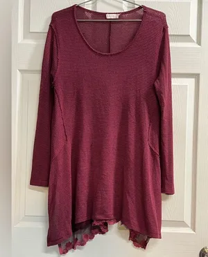 Altar’d State Maroon Long Sleeve Tunic - Size Large - VGUC thumbnail 1