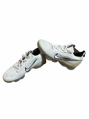 Nike Air VaporMax 2021 Flyknit Athletic Running Shoes thumbnail 4