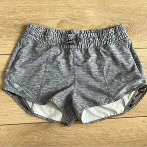 ZYIA Gray Camo Mesh Hidden Zipper Shorts Size Small thumbnail 5