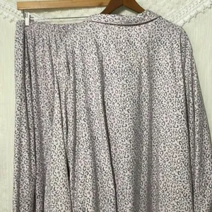 White Mark · 2pc Pajama Set Size 3X · Girlsoft Pink Gray Cheetah Print Plush thumbnail 8