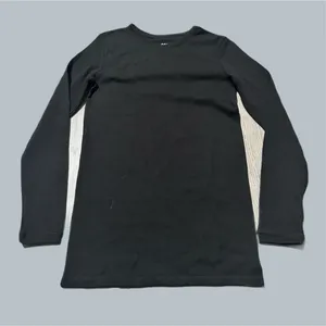 Goodfellow & Co Long Black Top Tee Shirt Women’s layer basic essential fall 2000s bella swan thumbnail 1