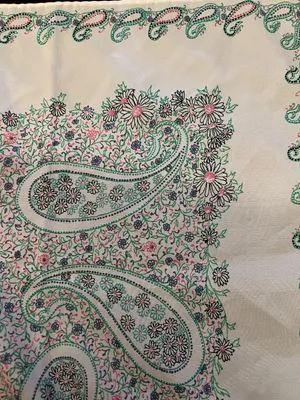 Paisley Daisy Floral Scarf Womens One Size Multicolor Satin Square Shawl Wrap thumbnail 6
