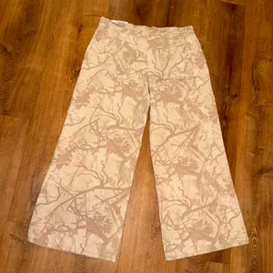 ZARA Wide-Leg Jeans thumbnail 4