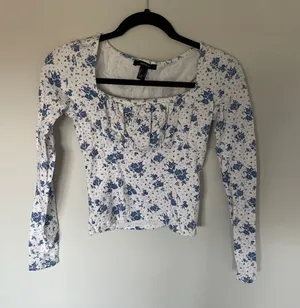 Forever 21 Top thumbnail 1