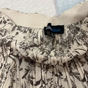 Stitch Fix Cream Alice Blue Pleated Palazzo Pants‎ taupe and cream color size M thumbnail 10