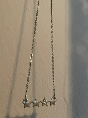 Necklace thumbnail 3