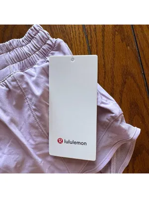 Lululemon Hotty Hot Short Low Rise 2.5” Lilac Play Size 4 NWT thumbnail 3