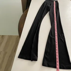OFFLINE By Aerie Black Flare Yoga Pants XXS High Rise Y2K Athleisure thumbnail 7