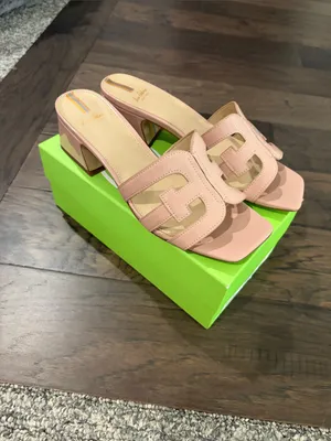 New In Box Sam Edelman Block Heel Pink Patent Slides Sz 8.5 thumbnail 7