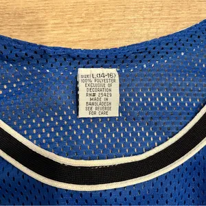 Vintage Genuine Stuff Kentucky Wildcats Mesh Jersey Size Boys L/S Women’s thumbnail 3