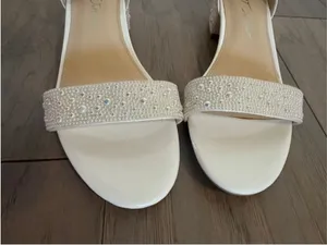 Betsey Johnson Mari White Pearl Embellished Block Heel Sandals Size 5 thumbnail 6