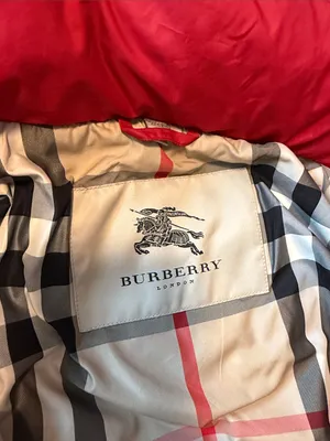 Burberry London Women’s XS Red Hooded Puffer Jacket Belted Double Zip thumbnail 11