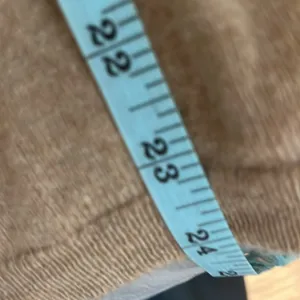 J. Crew 100% Cashmere Crewneck Sweater Heather Camel Tan 3/4 Sleeve Size S thumbnail 6
