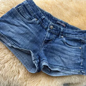 Levi's Blue Classic Jeans Comfortable Fit thumbnail 1