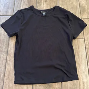 Athleta Black Short Sleeve ribbed T-Shirt size small very black thumbnail 1